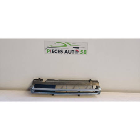 Calandre CITROEN AX PHASE 1 d’occasion