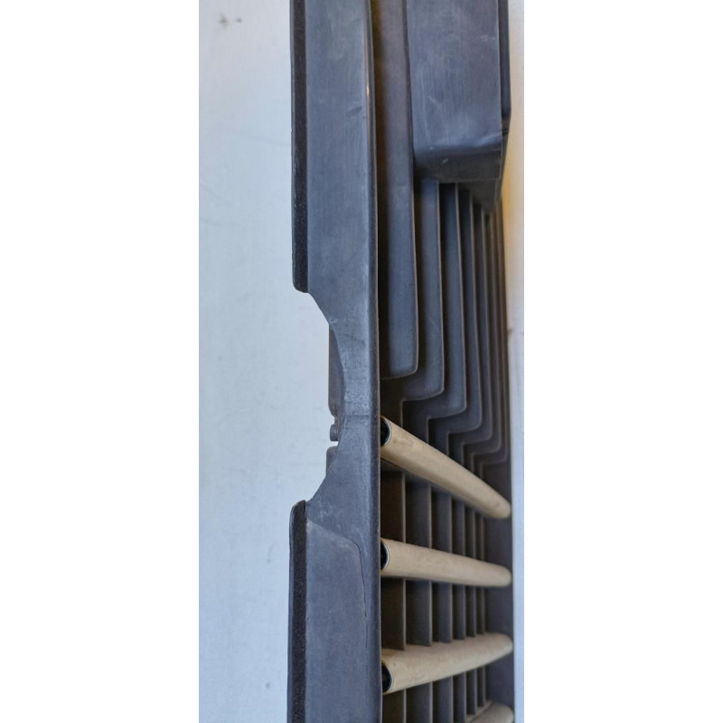 Calandre FIAT UNO PHASE 1 d’occasion