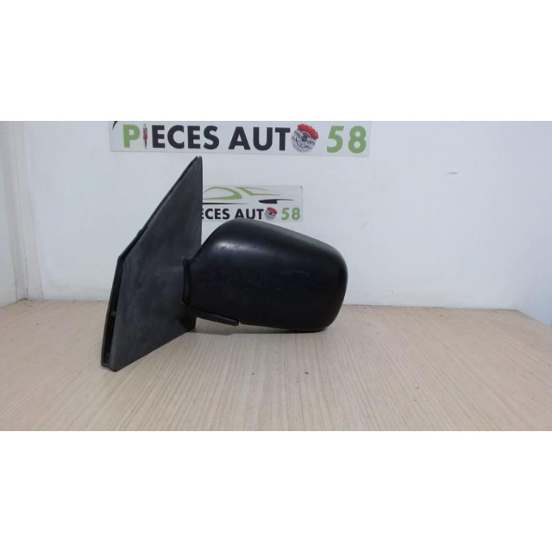 Retroviseur gauche TOYOTA YARIS 1 PHASE 1 d’occasion