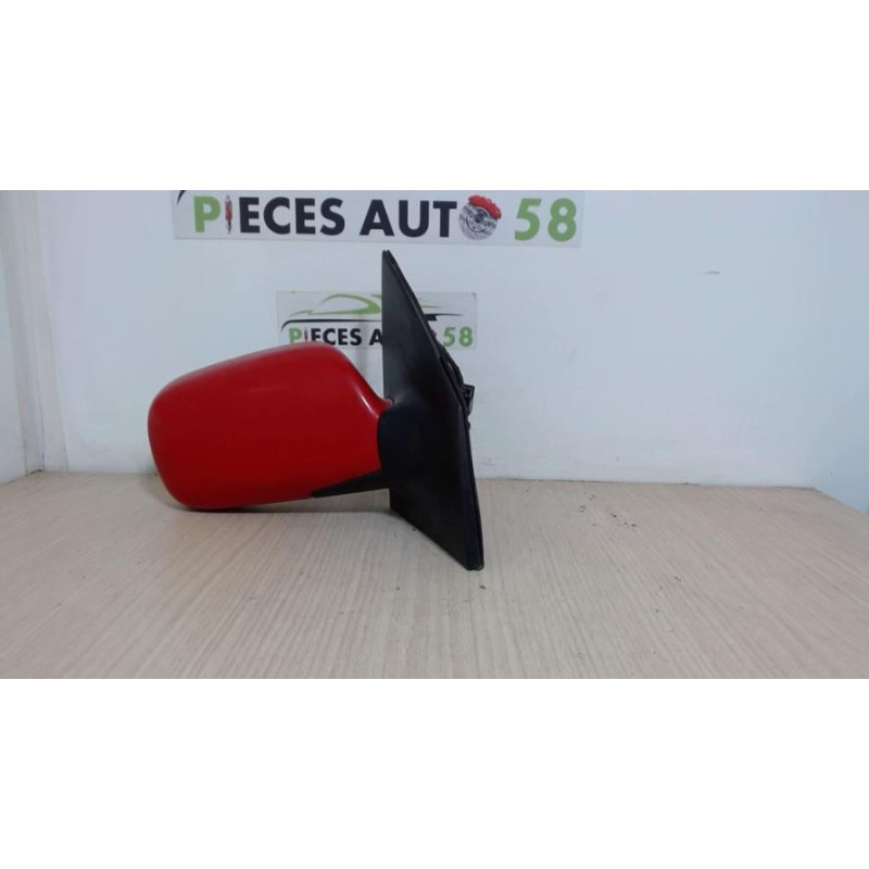 Retroviseur droit TOYOTA YARIS 1 PHASE 2 d’occasion