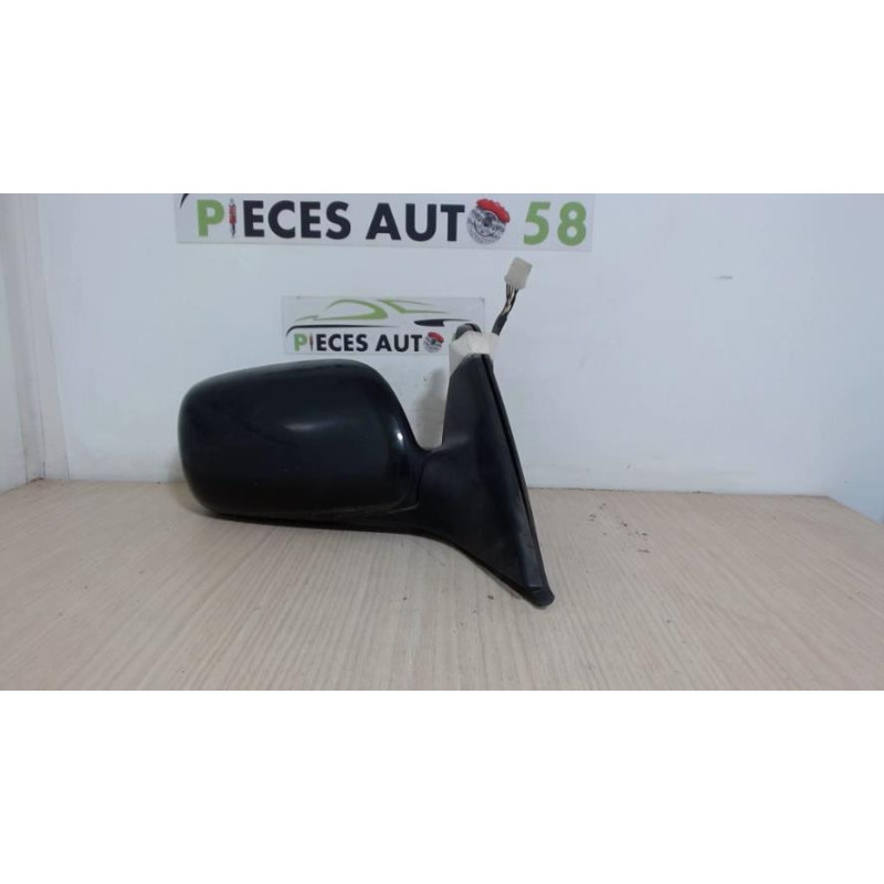 Retroviseur droit TOYOTA AVENSIS 1 PHASE 2 d’occasion