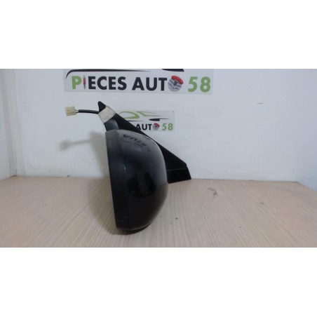 Retroviseur droit SUZUKI SWIFT 3 d’occasion