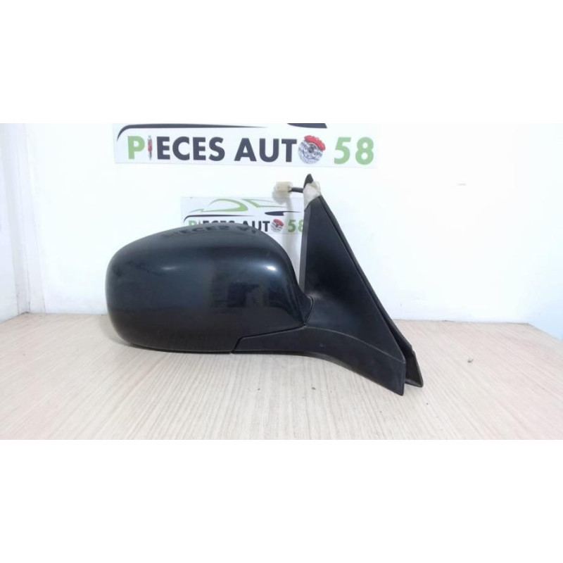 Retroviseur droit SUZUKI SWIFT 3 d’occasion
