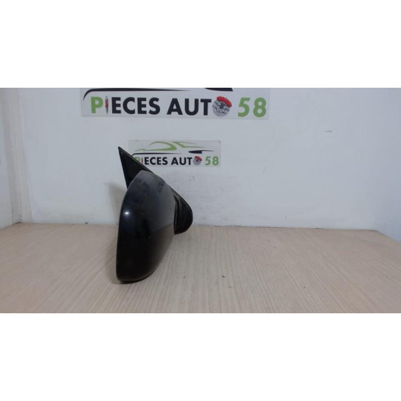 Retroviseur droit SUZUKI SWIFT 3 d’occasion