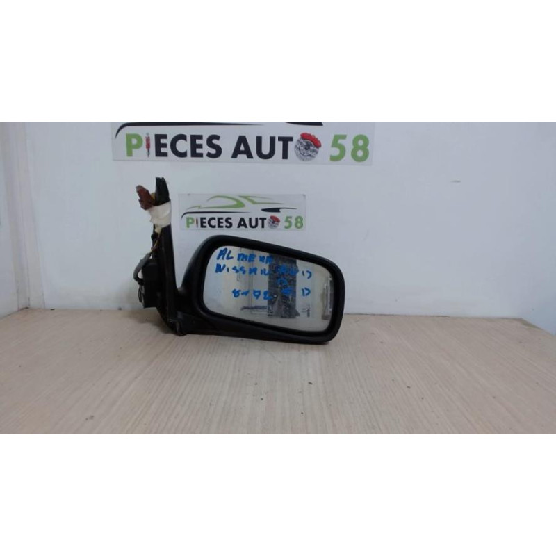 Retroviseur droit NISSAN  d’occasion