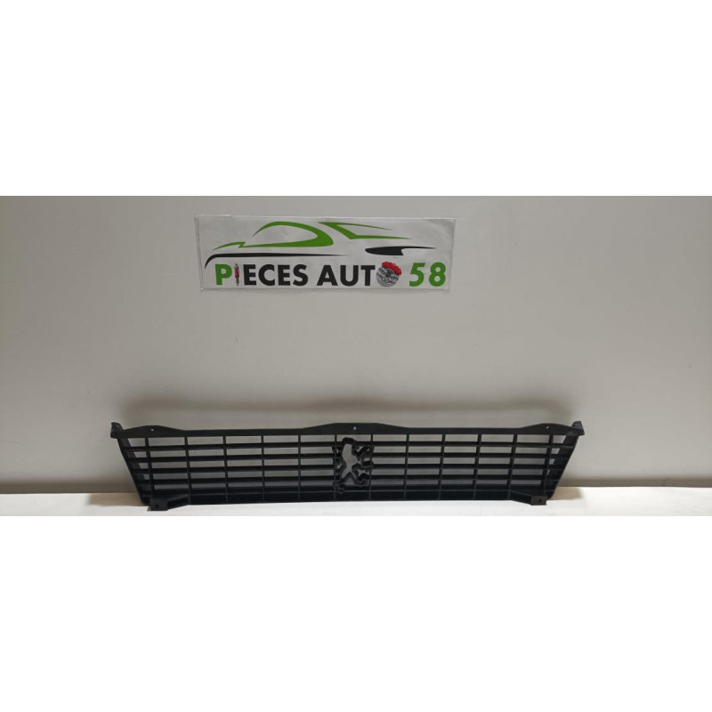 Calandre PEUGEOT 505 d’occasion