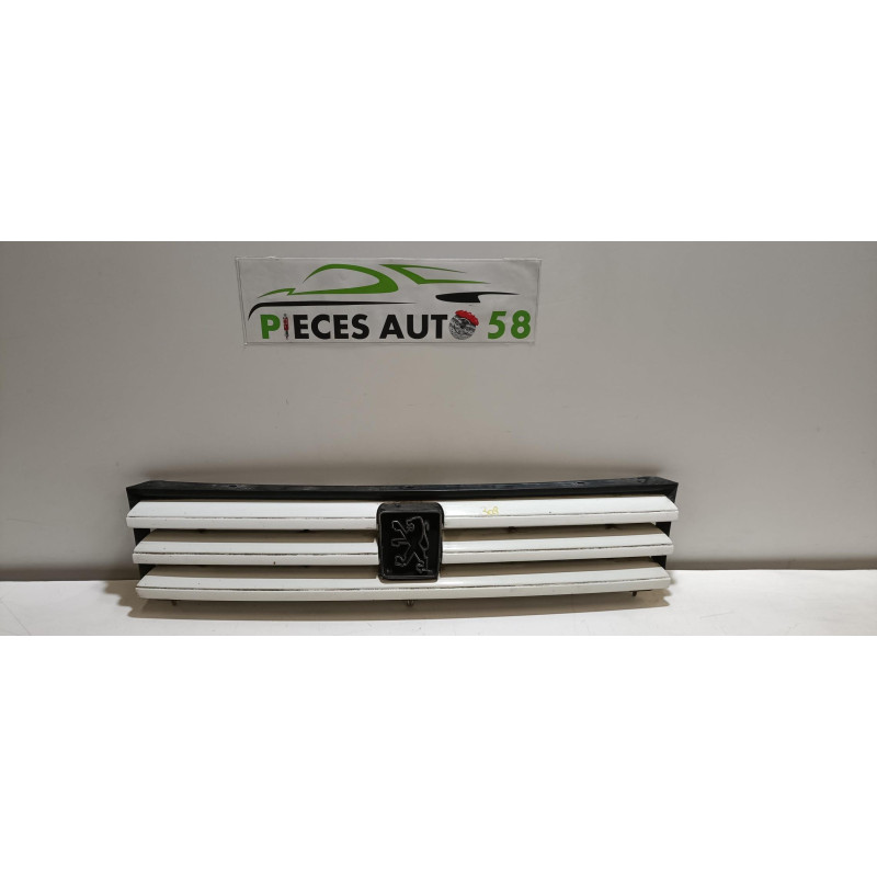Calandre PEUGEOT 309 PHASE 2 d’occasion