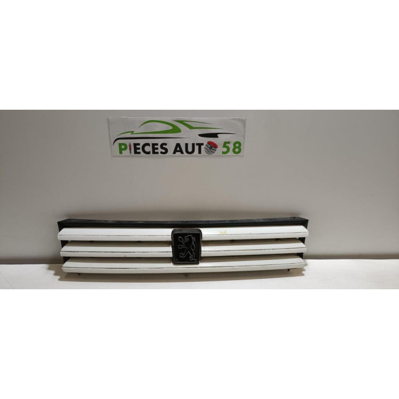Calandre PEUGEOT 309 PHASE 2 d’occasion