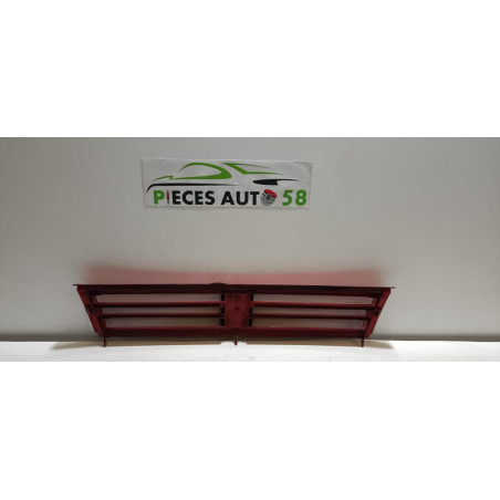 Calandre PEUGEOT 309 PHASE 1 d’occasion