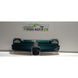Calandre PEUGEOT 406 PHASE 1 d’occasion