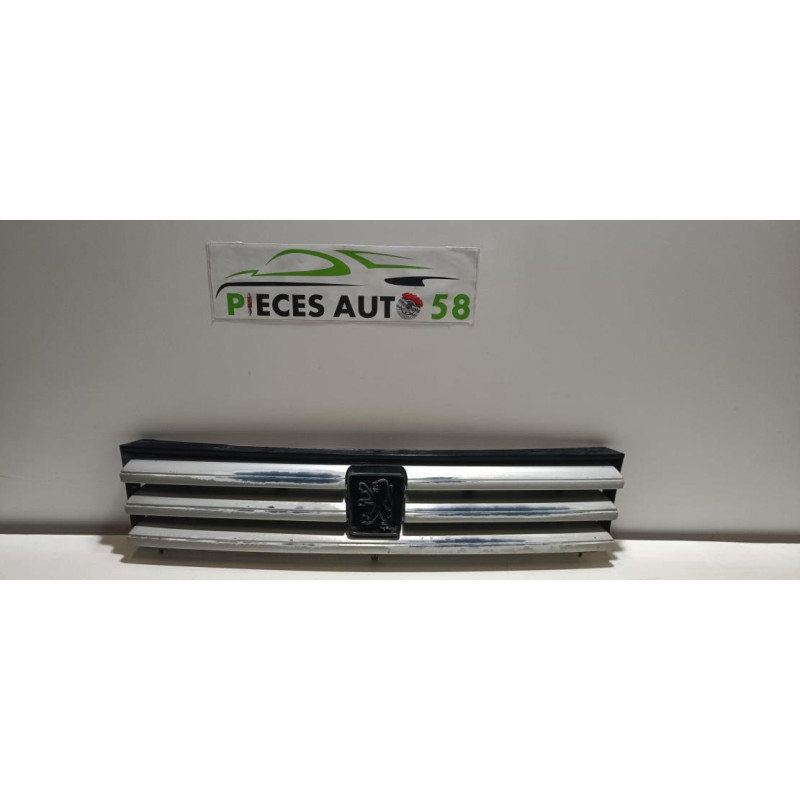 Calandre PEUGEOT 309 PHASE 2 d’occasion