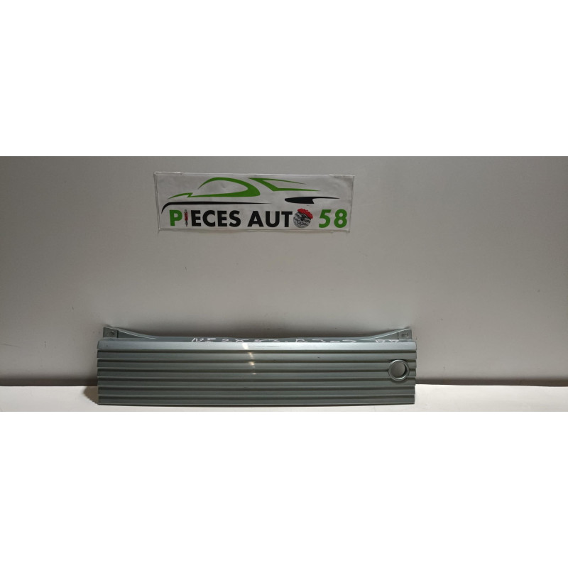 Bandeau de feu malle/hayon PEUGEOT 309 PHASE 1 d’occasion