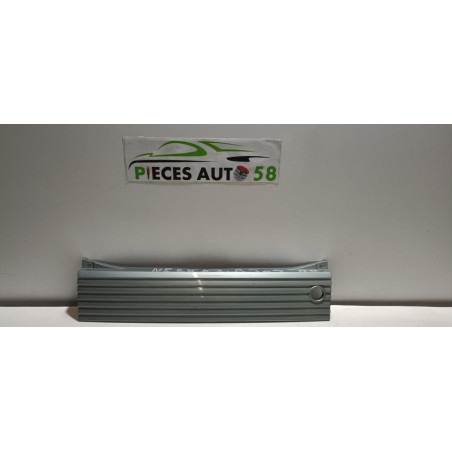 Bandeau de feu malle/hayon PEUGEOT 309 PHASE 1 d’occasion