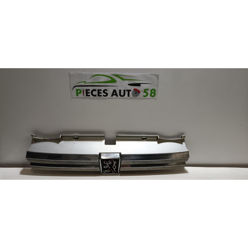 Calandre PEUGEOT 405 PHASE 1 d’occasion