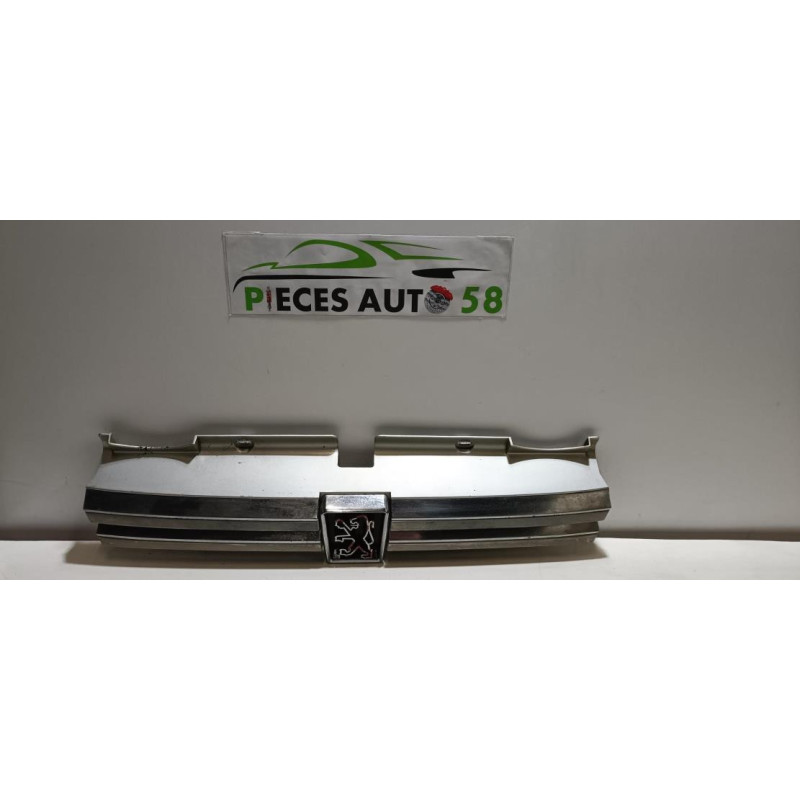 Calandre PEUGEOT 405 PHASE 1 d’occasion