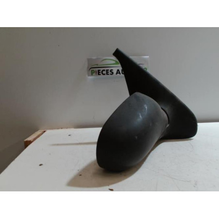 Retroviseur droit RENAULT CLIO 2 PHASE 1 d’occasion