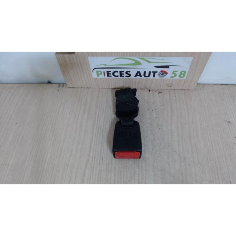 Attache ceinture arriere droit RENAULT  d’occasion