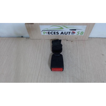 Attache ceinture arriere droit RENAULT  d’occasion