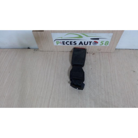 Attache ceinture arriere droit RENAULT  d’occasion