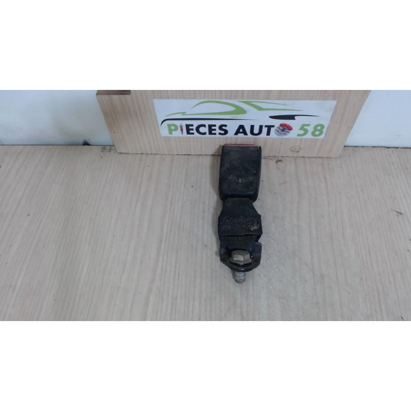 Attache ceinture arriere gauche RENAULT  d’occasion