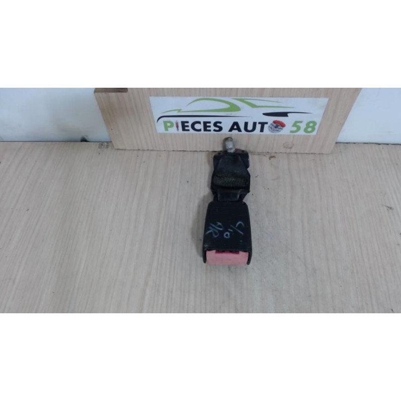 Attache ceinture arriere gauche RENAULT  d’occasion