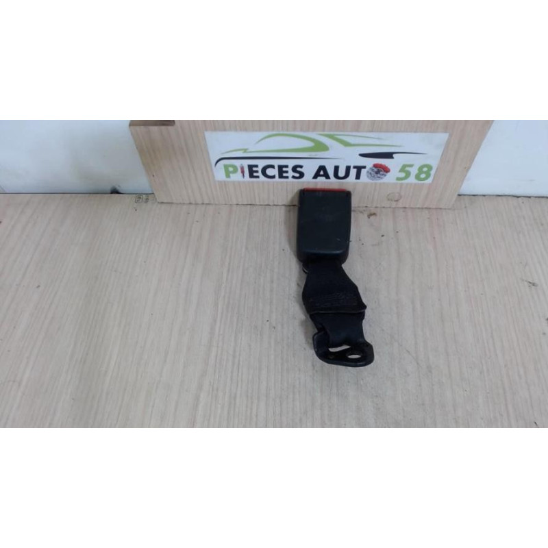 Attache ceinture arriere centrale RENAULT  d’occasion