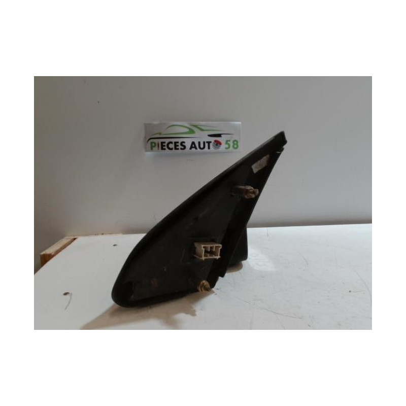 Retroviseur droit RENAULT CLIO 1 PHASE 2 d’occasion