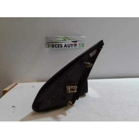 Retroviseur droit RENAULT CLIO 1 PHASE 2 d’occasion