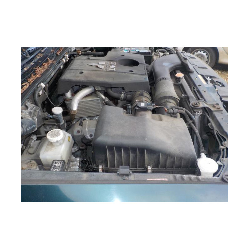Feu arriere principal droit (feux) MITSUBISHI PAJERO 3 PHASE 2 d’occasion