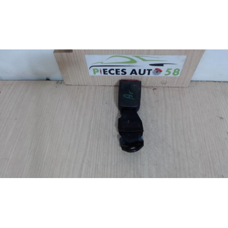 Attache ceinture arriere gauche RENAULT  d’occasion