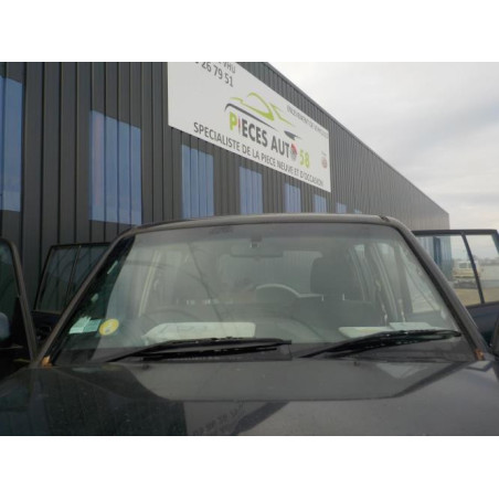 Feu arriere principal droit (feux) MITSUBISHI PAJERO 3 PHASE 2 d’occasion