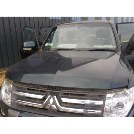 Feu arriere principal droit (feux) MITSUBISHI PAJERO 3 PHASE 2 d’occasion