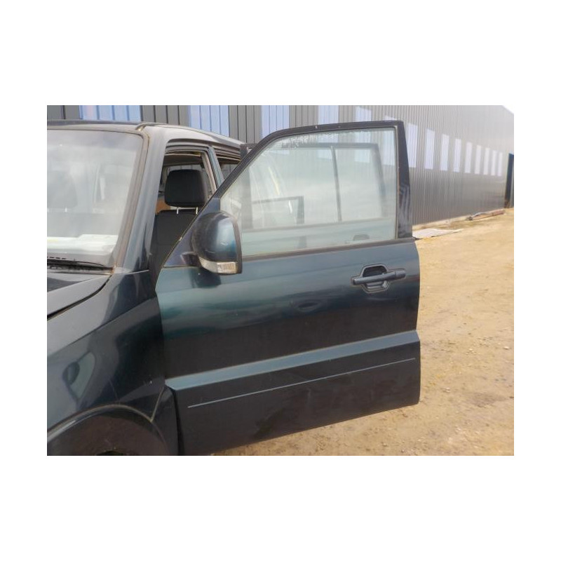 Feu arriere principal droit (feux) MITSUBISHI PAJERO 3 PHASE 2 d’occasion