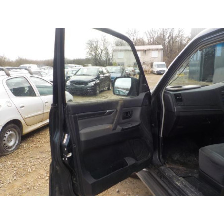 Feu arriere principal droit (feux) MITSUBISHI PAJERO 3 PHASE 2 d’occasion