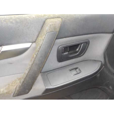 Feu arriere principal droit (feux) MITSUBISHI PAJERO 3 PHASE 2 d’occasion