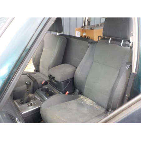 Feu arriere principal droit (feux) MITSUBISHI PAJERO 3 PHASE 2 d’occasion