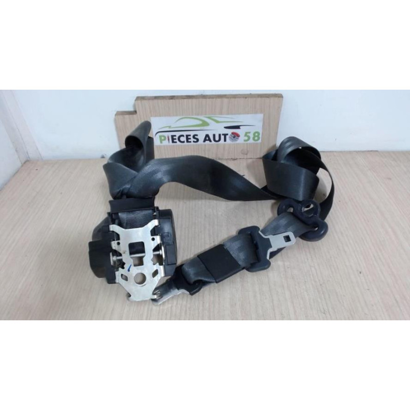 Ceinture arriere centrale RENAULT CLIO 2 CAMPUS PHASE 1 d’occasion