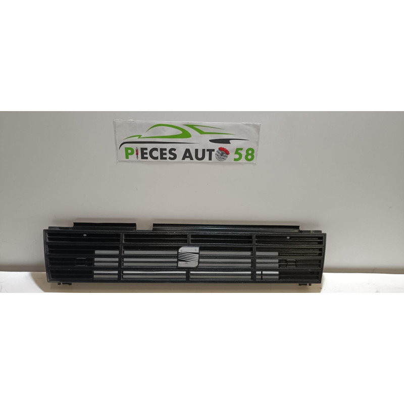 Calandre SEAT IBIZA 1 PHASE 2 d’occasion