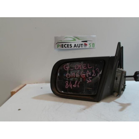 Retroviseur gauche OPEL OMEGA A BREAK d’occasion