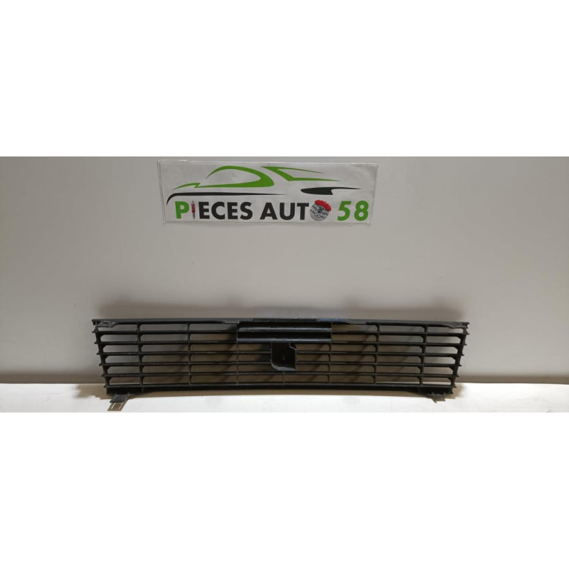 Calandre SEAT MALAGA PHASE 1 d’occasion