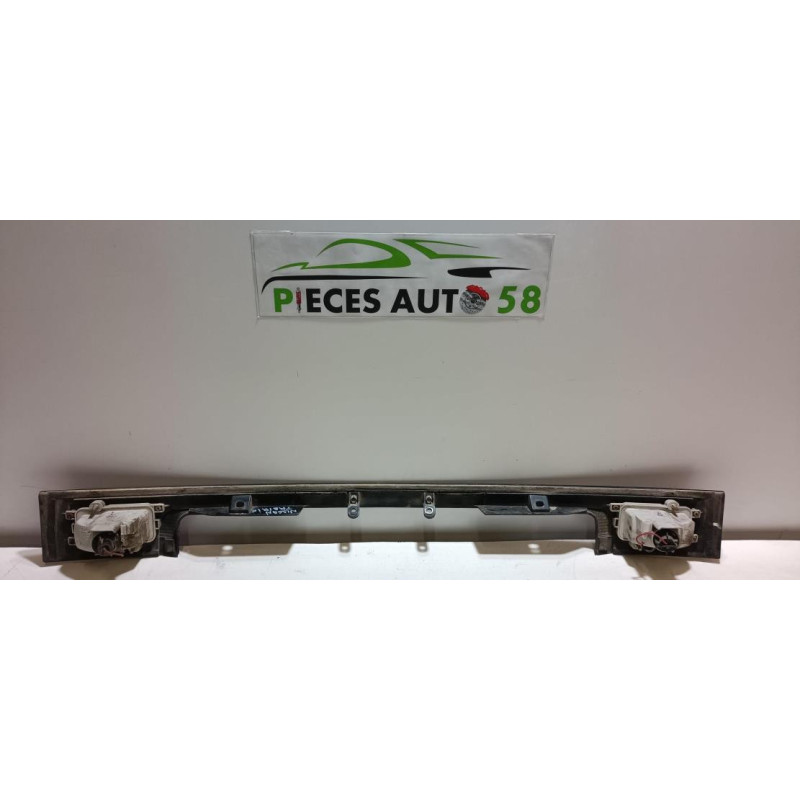 Bandeau de feu malle/hayon NISSAN PRAIRIE 2 d’occasion