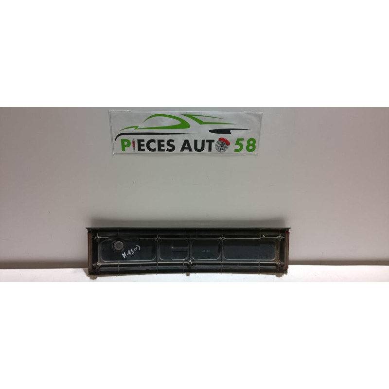 Bandeau de feu malle/hayon MAZDA 323 4 PHASE 2 d’occasion