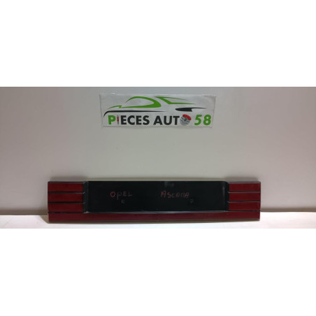 Bandeau de feu malle/hayon OPEL ASCONA C d’occasion