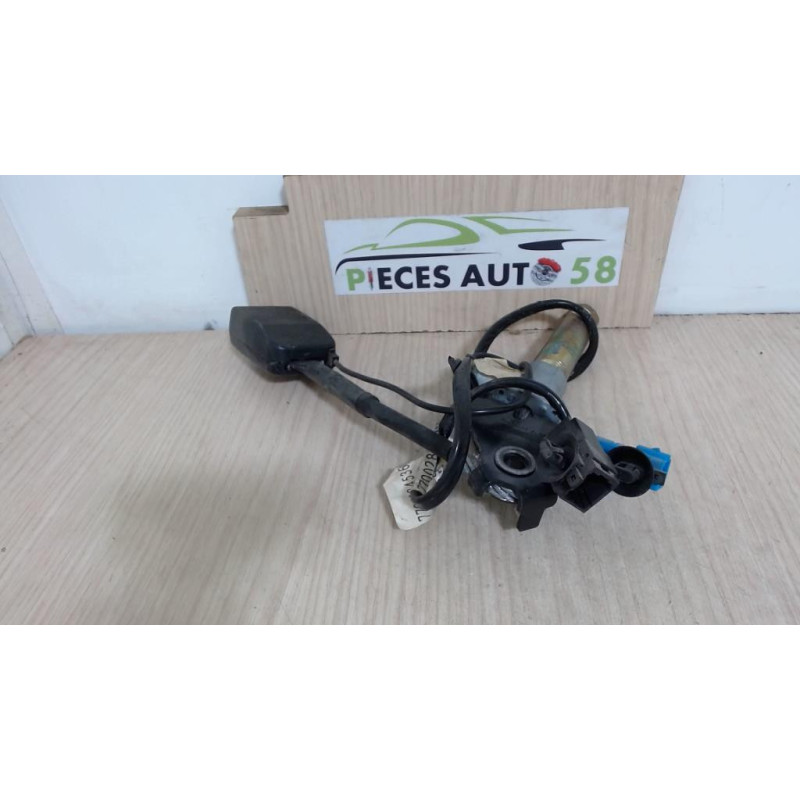 Pretensionneur de ceinture avant gauche RENAULT  d’occasion