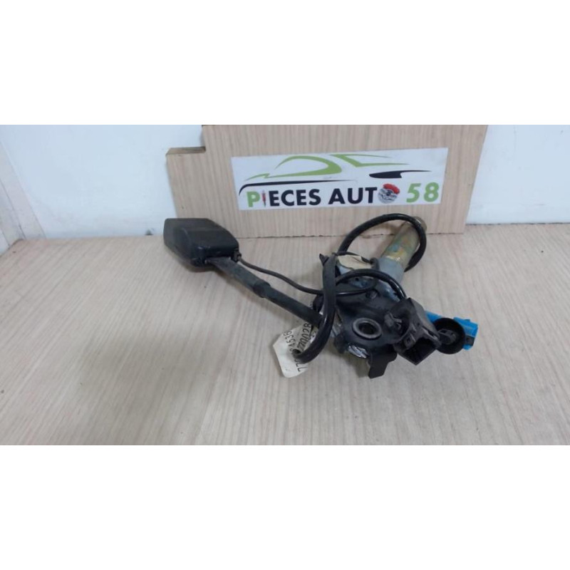 Pretensionneur de ceinture avant gauche RENAULT  d’occasion