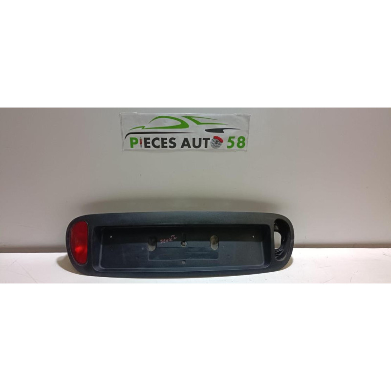 Bandeau de feu malle/hayon RENAULT SCENIC 1 PHASE 1 d’occasion