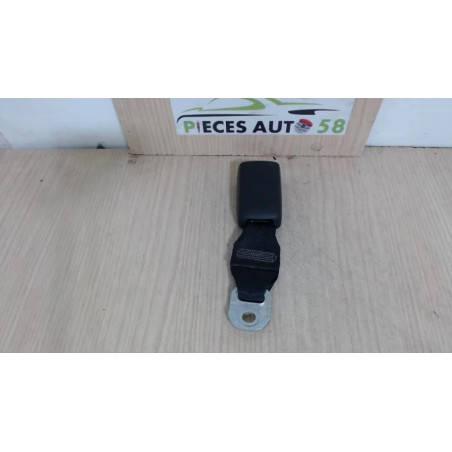 Attache ceinture arriere droit PEUGEOT  d’occasion