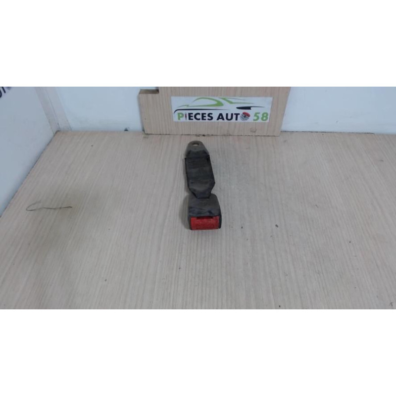 Attache ceinture arriere droit CITROEN  d’occasion
