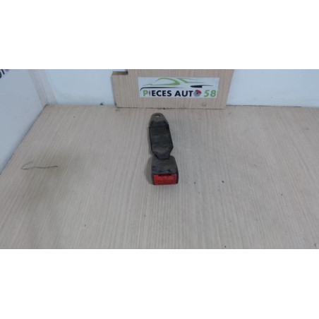 Attache ceinture arriere droit CITROEN  d’occasion