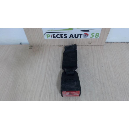 Attache ceinture arriere droit RENAULT  d’occasion
